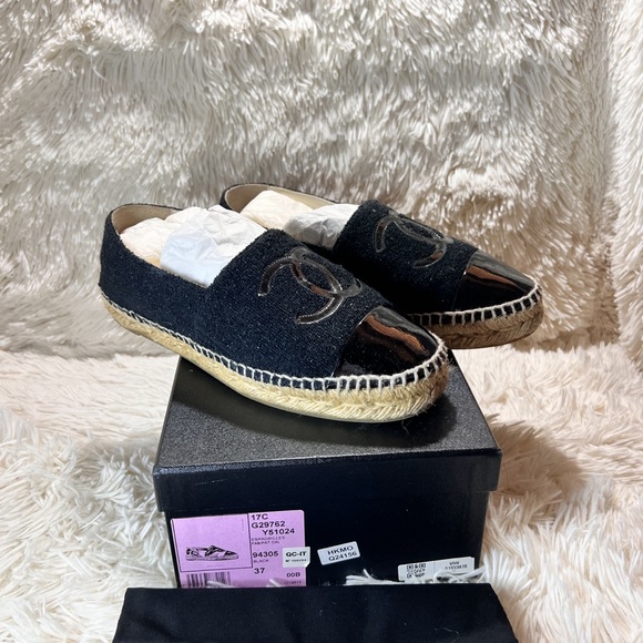 Authentic Chanel Espadrilles Metallic tweed and Patent Leather - Picture 2 of 9